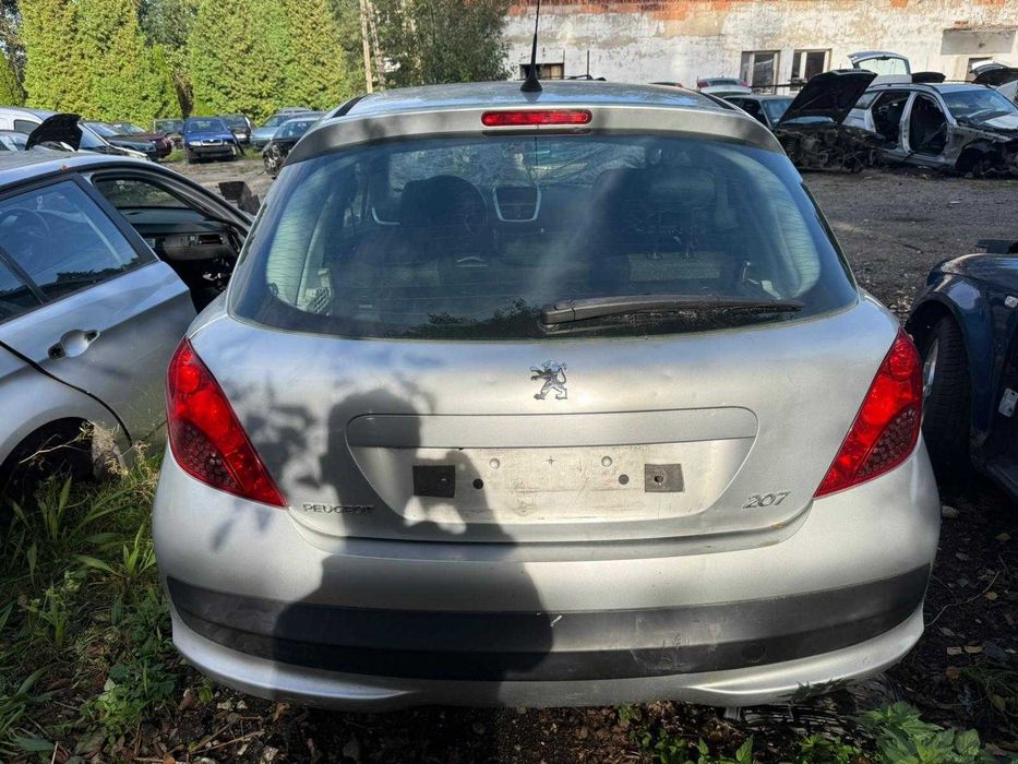 tylna klapa klapa bagażnika tył peugeot 207
