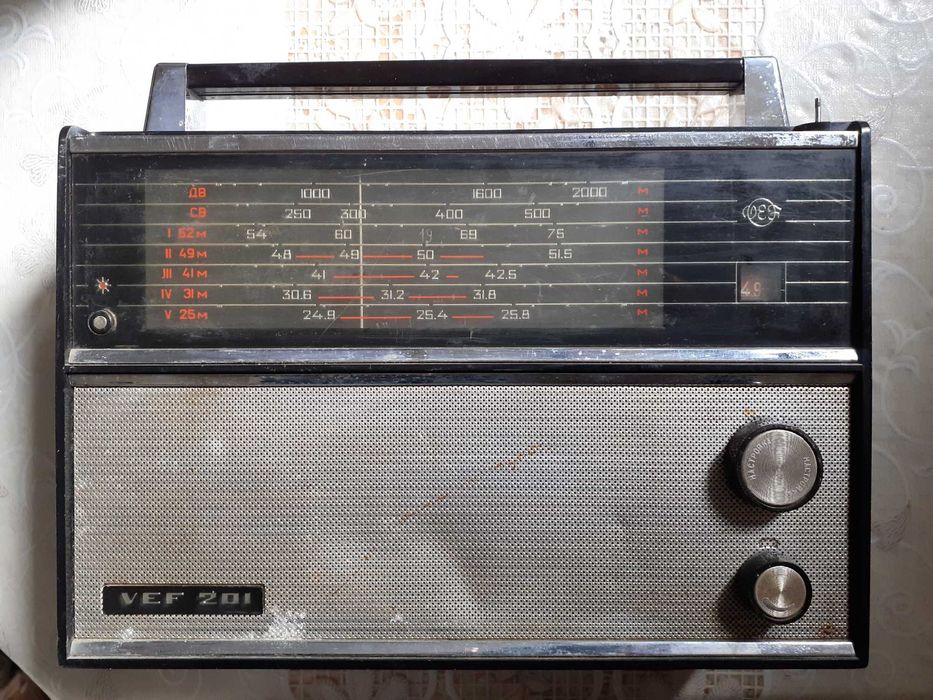 Радіоприймач, радіо VEF 201