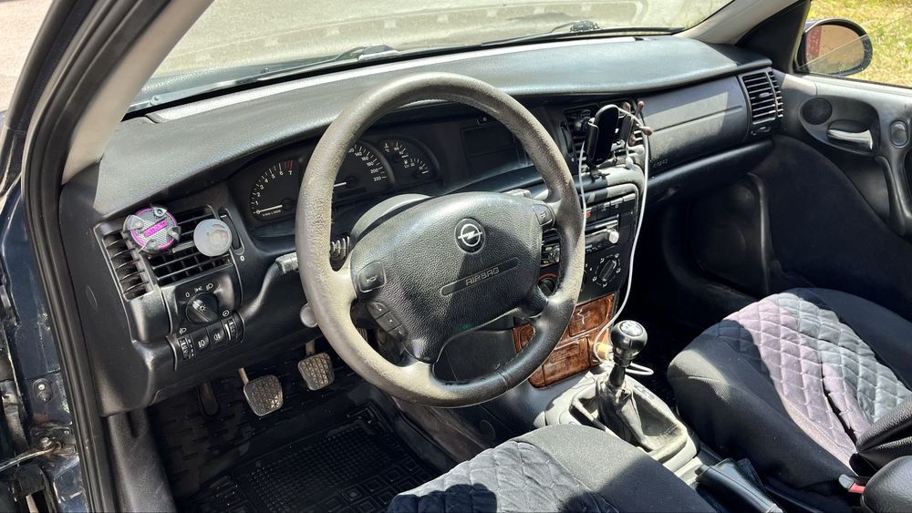 Opel Vectra B 1.6 16v 2000 року
