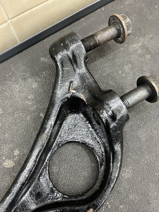 Передній лівий речаг Mazda 6GH