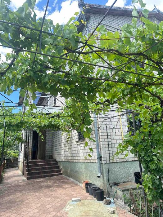 Продам уютный дом ближнем пригороде, в Корсунцах