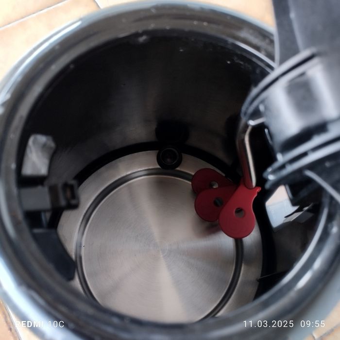 Чайник Russell Hobbs