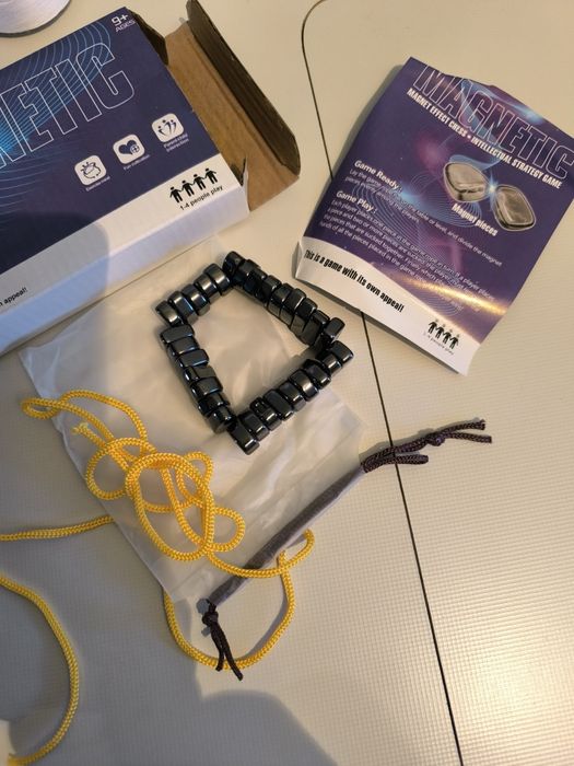 Kamienie magnetyczne gra super zabawa.