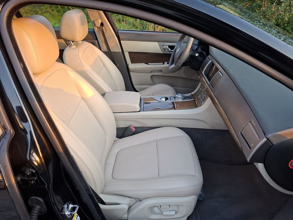 Jaguar XF 2.7 D V6 Premium Luxury 1 dono