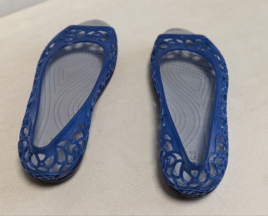 Женские босоножки Crocs W5