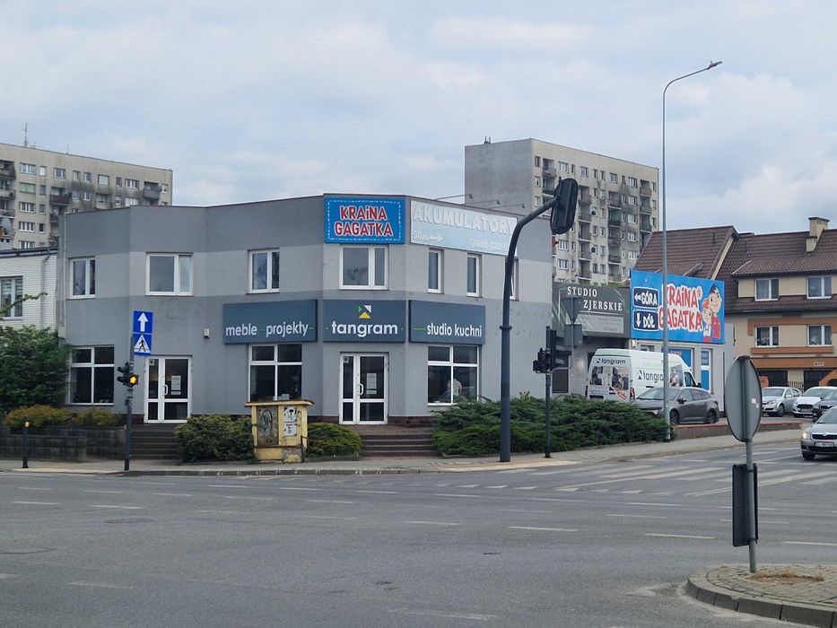 wynajmę lokal biurowo-usługowy Inflancka 65 I piętro ok.106m2