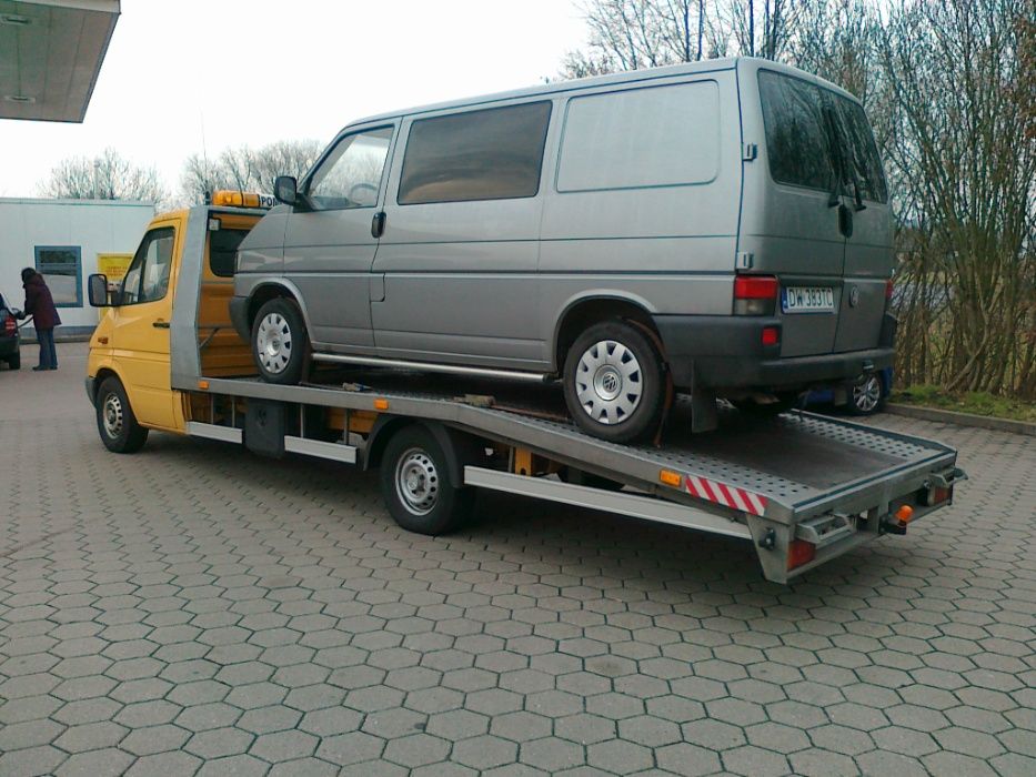 LAWETA OLSZYNA NIEMCY HOLANDIA 24h Transport aut Busa z Niemiec Berlin