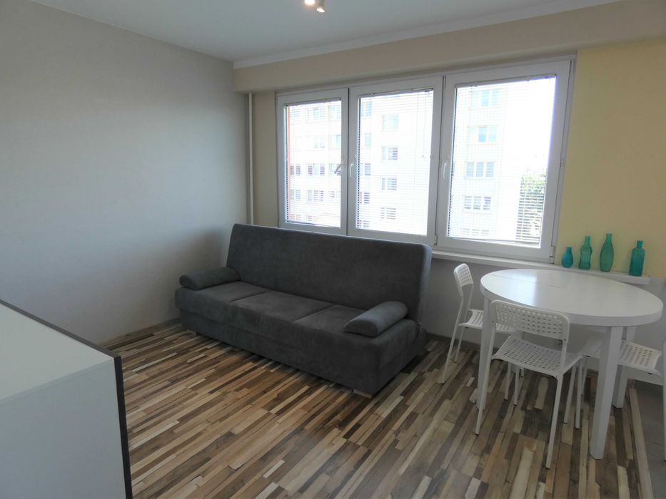 *2 pokoje i komórka lokatorska- Bema 87, BRAK PROWIZJI