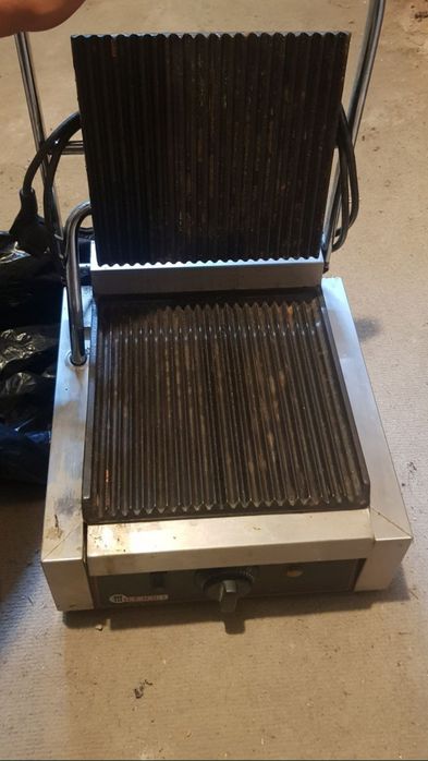 Grill kotaktowy ryflowany toster Hendi 263501 w stanie idealnym j. No