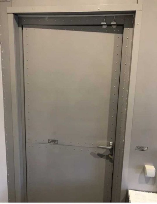 Без % продаж комерційного приміщення ФАСАД  Науки 42/1 голосіївський