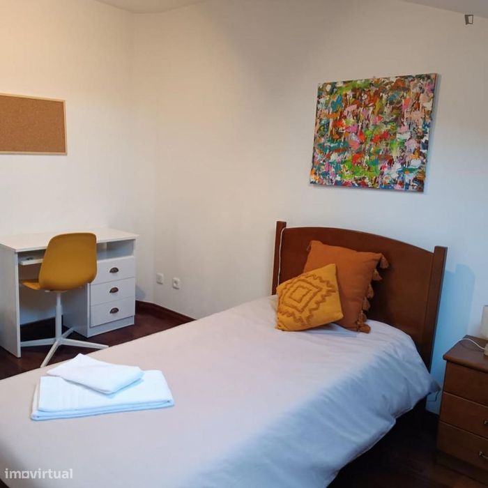 Quarto - localizado em Leiria