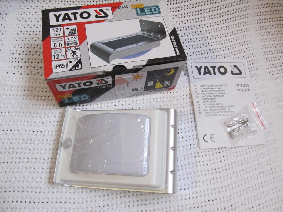 Уличный прожектор на солнечных батареях с датчиком движения YATO