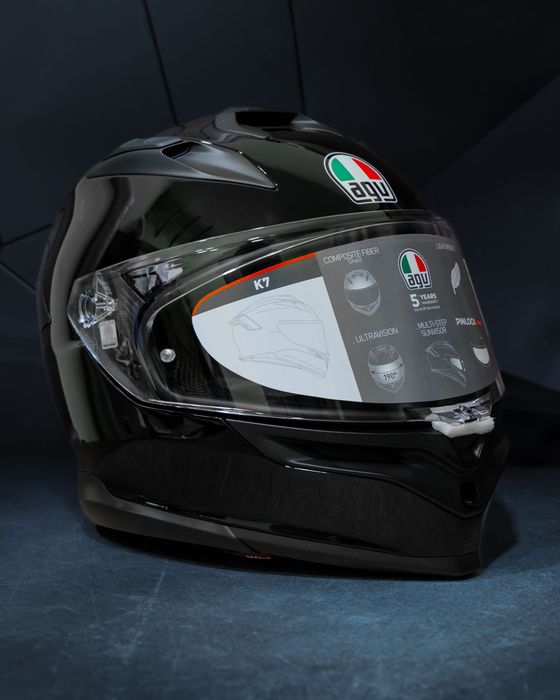 Мотошолом Agv  Shark Hjc shoei Scorpion Xlite  Ruroc Nolan rpha pista