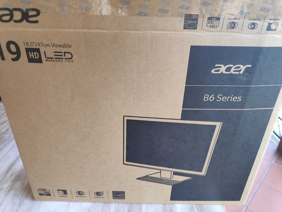 Acer 19'' LED Monitor64297592941954122