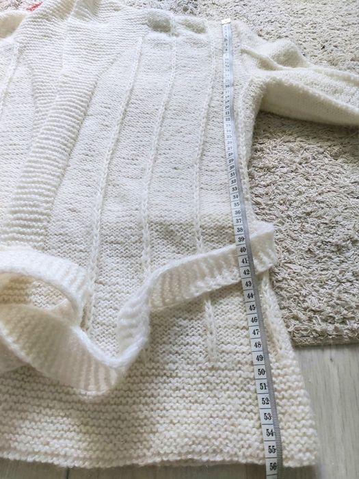 Biały wiązany sweter-kardigan plus drugi gratis