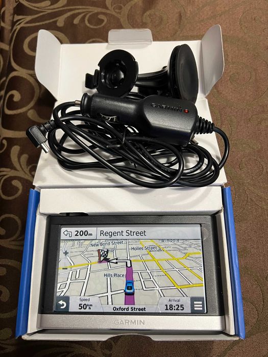 GPS Garmin-Nuvi 2567 - Faz e Recebe  Chamadas . Igual a Novo