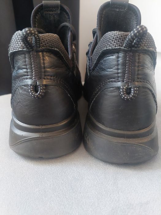 Sneakersy Ecco 37 jak nowe !Polecam skórka