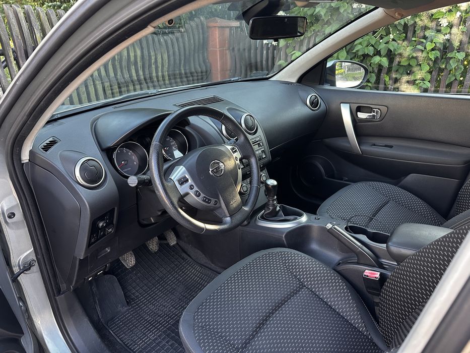 Nissan Qashqai J10 2.0 LPG 2008r