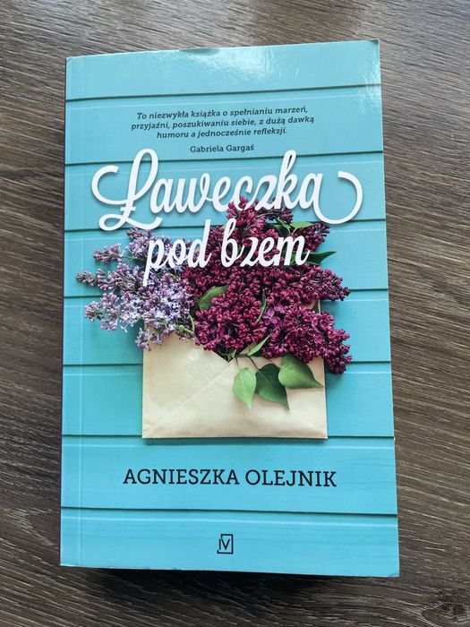 Książka Ławeczka pod bzem