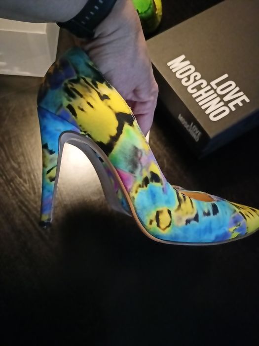 Szpilki Love Moschino  wielokolorowe