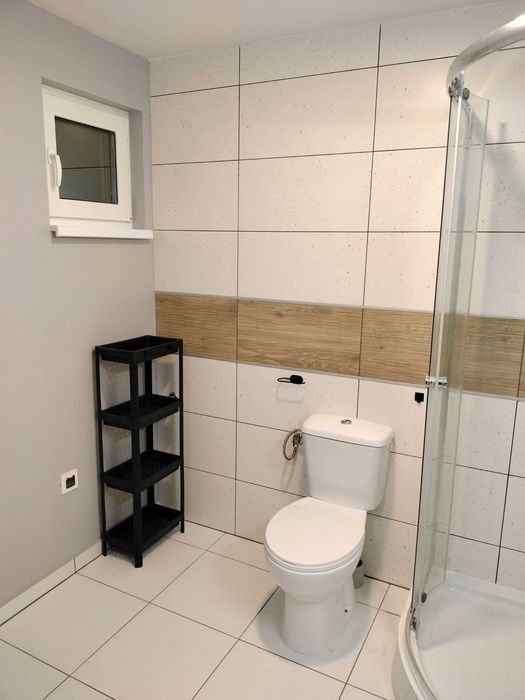 Samodzielne mieszkanie w doskonałej lokalizcji.