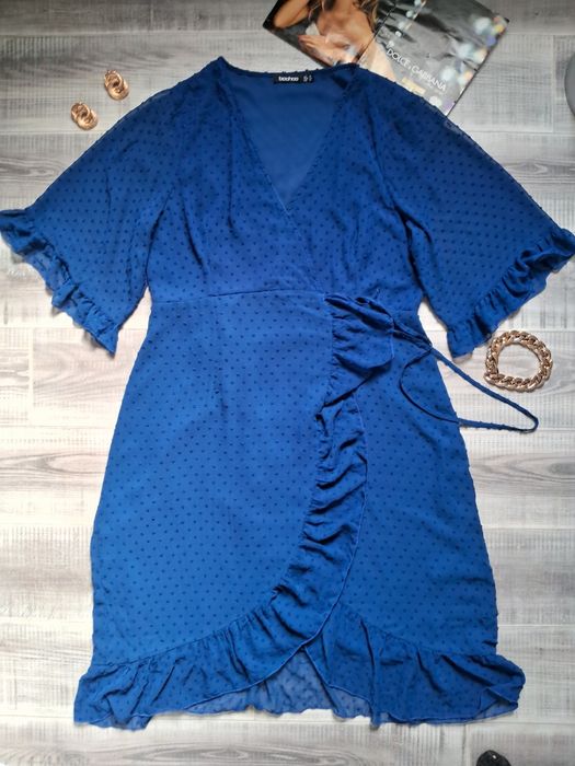 Нарядна сукня шифон на запах плаття з оборками рюши