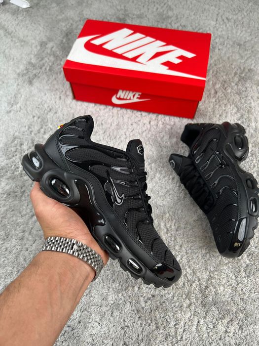 Nike TN Preto