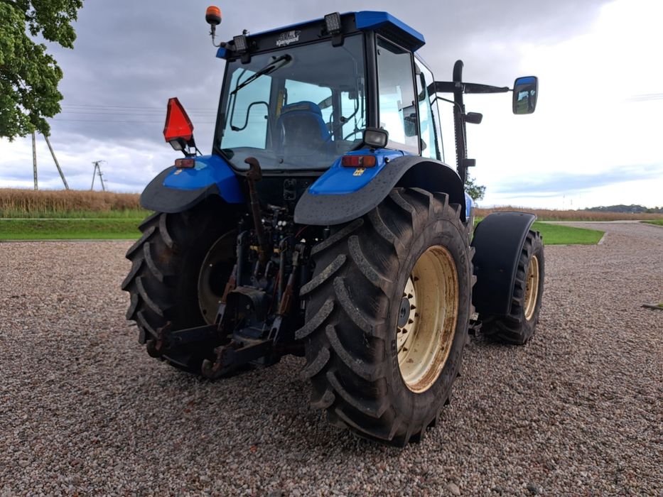 Ciągnik New Holland TM 150
