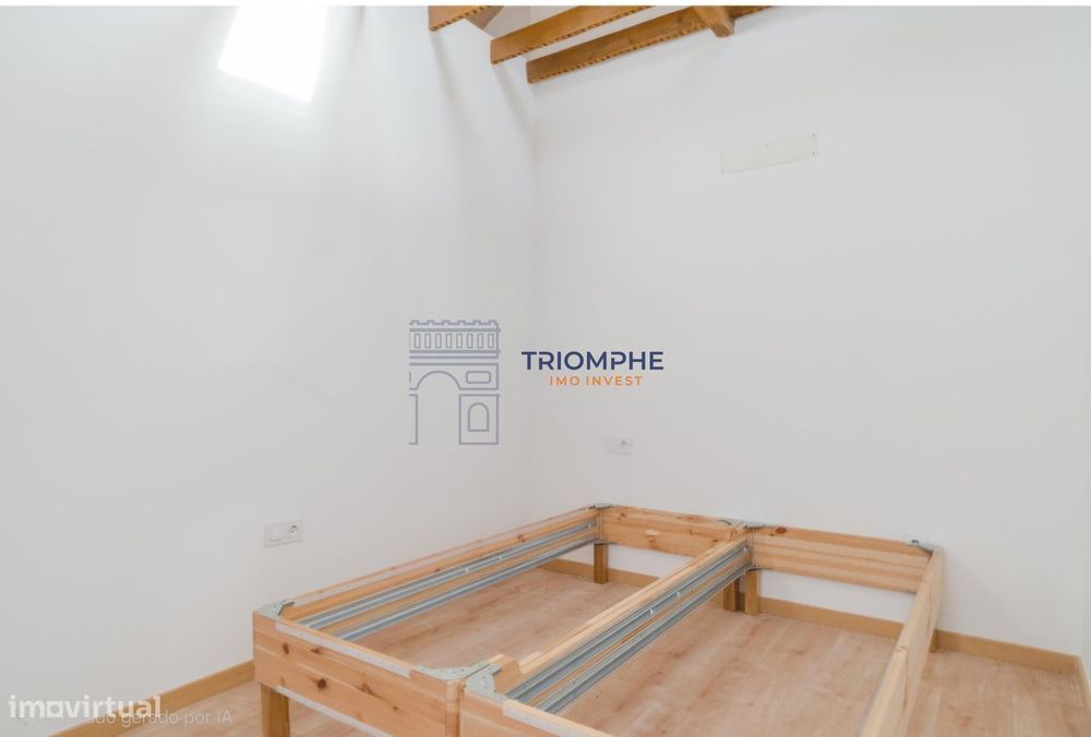 T2 Renovado Charme Histórico D. Estefânia Investimento com Rendimento