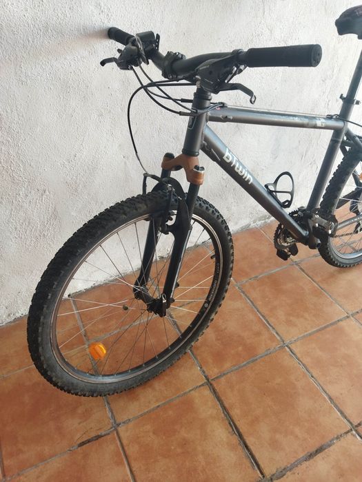 Bicicleta BTT rockrider muito pouco uso, boa de tudo