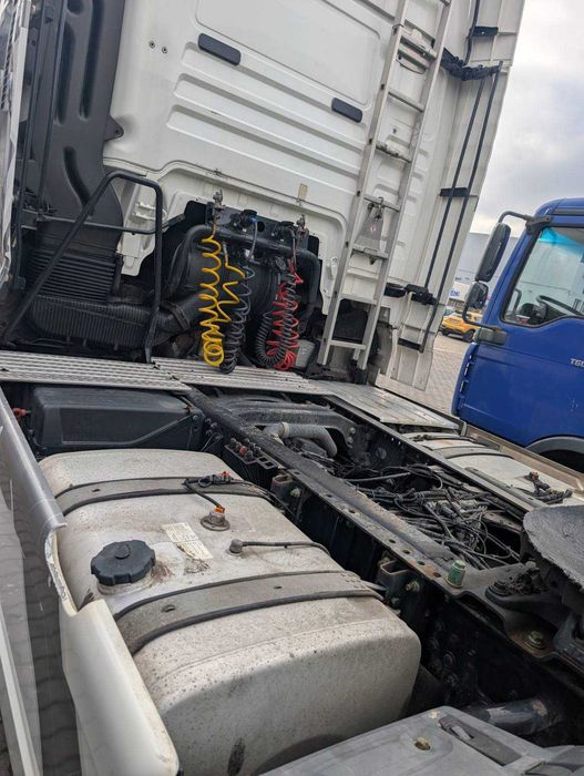 Сідельний тягач MAN TGX 18.500 під самосвал напівпричіп рефрижератор