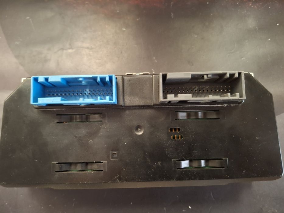 Магнітола Oпель Зафіра В.