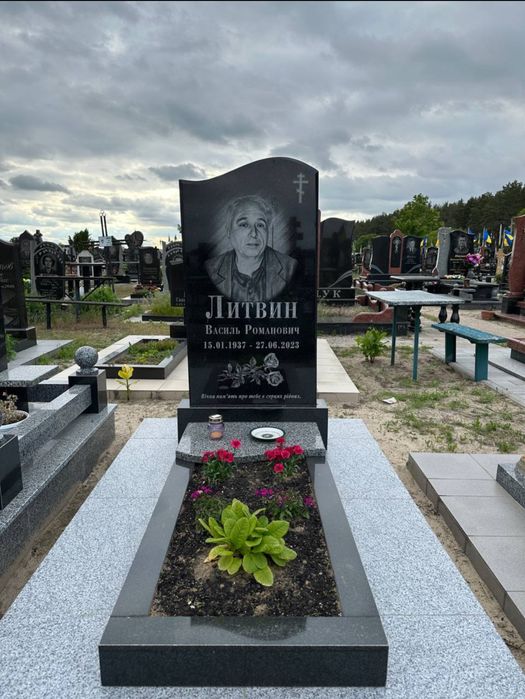 Виготовлення та монтаж пам'ятників у Германівці