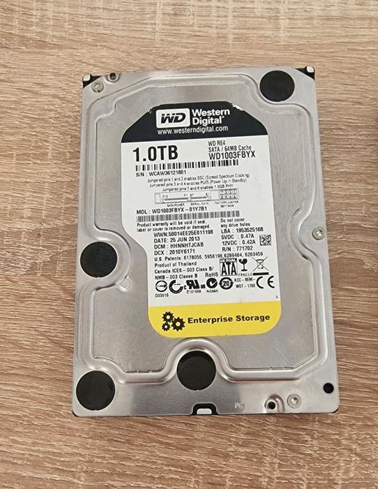 Жорсткі диски Western Digital 1TB Green/black
