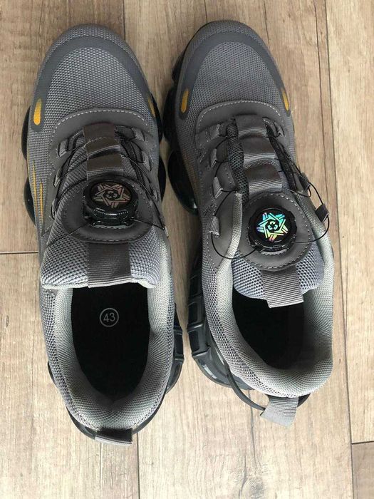 Buty robocze z metalowym noskiem