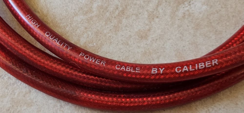 Kable sygnałowe 99,99% miedzi  Caliber, DLS średnica 25mm  zestaw.