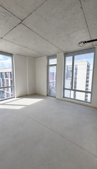 3кім + кухня студія, Manhattan, 100м2, вигляд на озеро