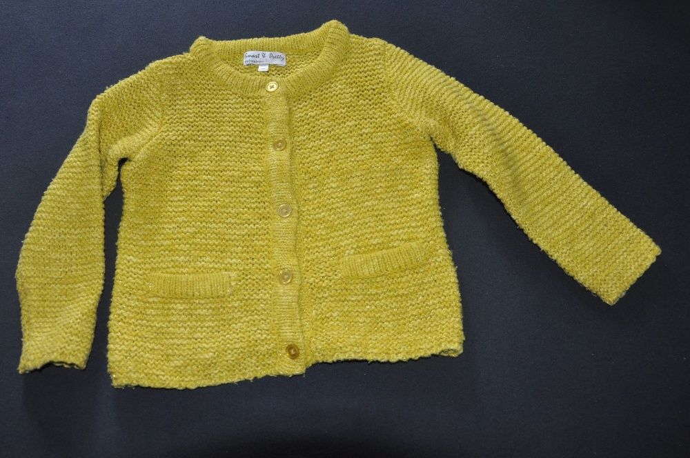 Sweter dla dziewczynki miodowy C&A 98 cm