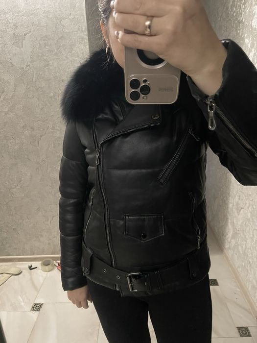 Шкіряний пуховик