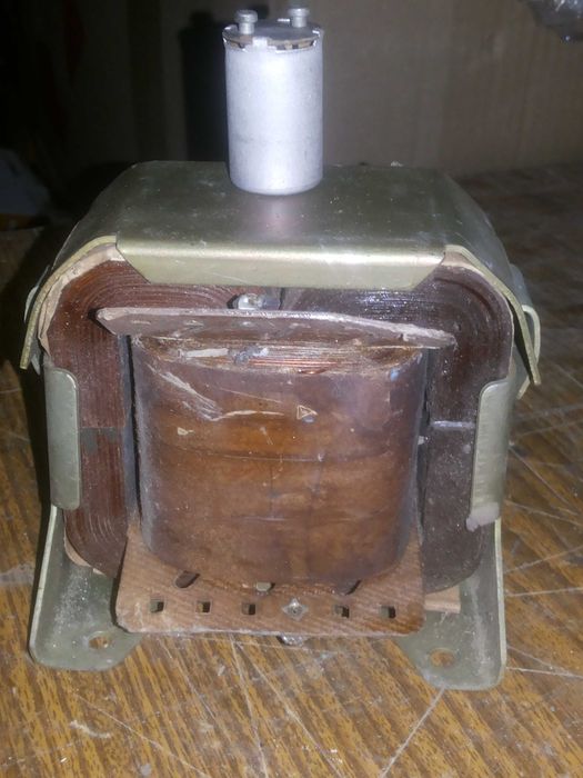 Мощный трансформатор  производства СССР