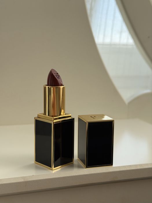Помада Tom Ford Impassioned новая