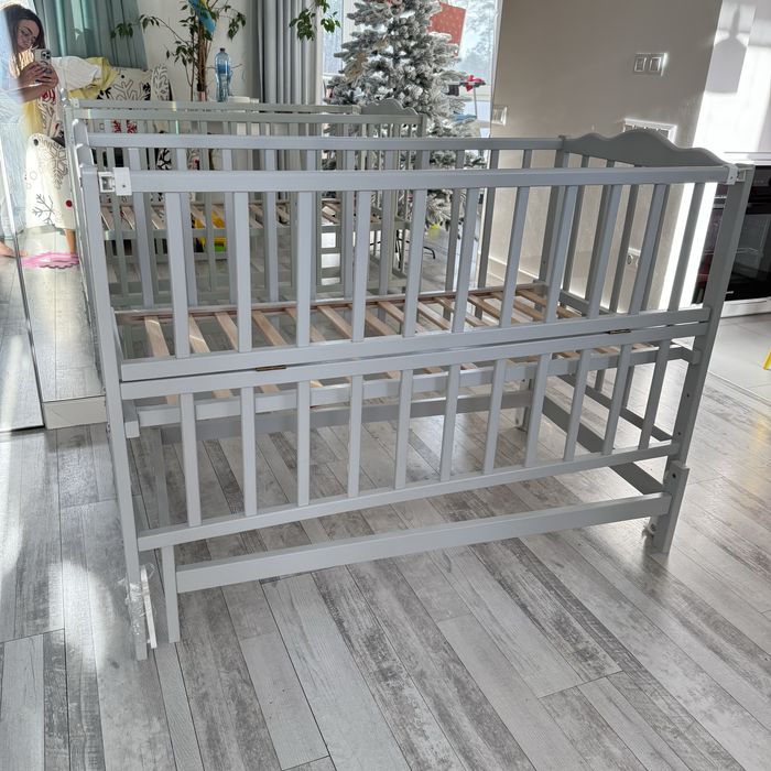 Дитяче ліжечко дерев'яне Анастасія-2 з маятником, Білий