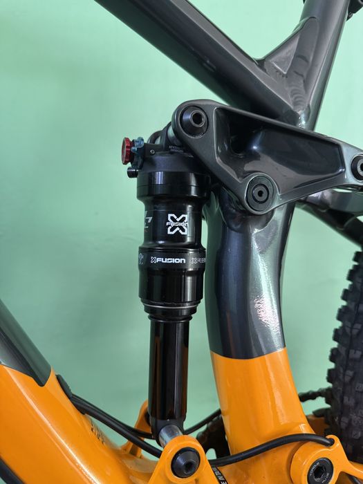 Велосипед Trek fuel ex .M/L 2021 .