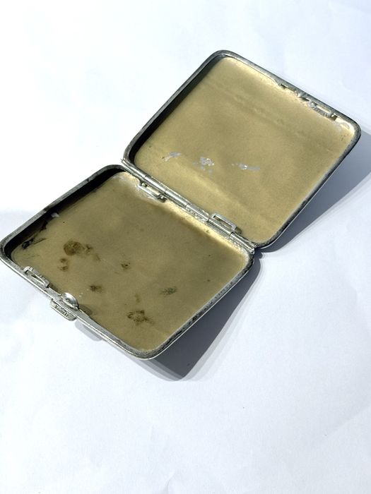 Lindissima entiga cigarreira em alpaca com esmalte