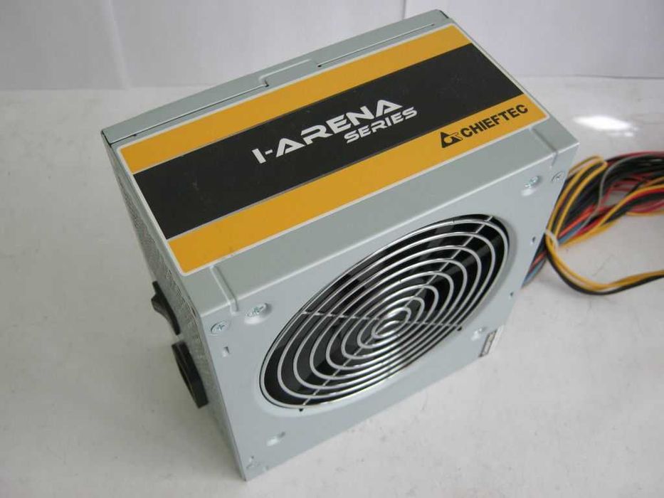 Блок живлення Chieftec iArena GPA-400S8 80+ APFC 8 pin video