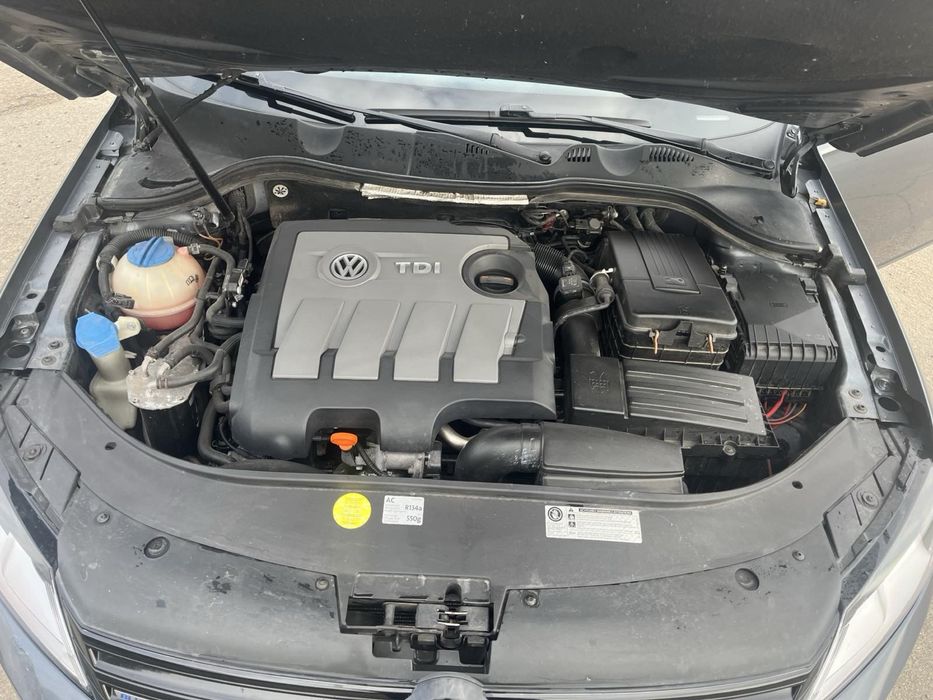 Продам Volkswagen Passat B7 2012 року