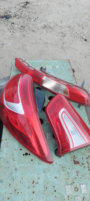 Задні ліхтарі kia sportage 3