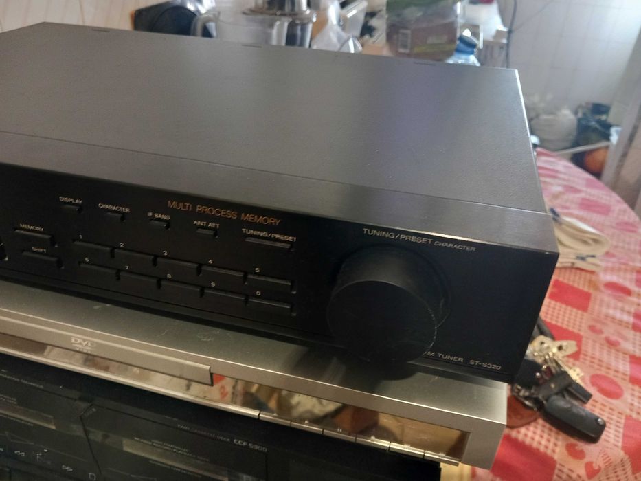 Tuner Am/Fm SONY st-s320