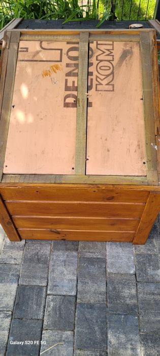 Buda dla psa (ocieplana)