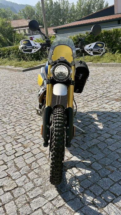 Triumph Scrambler 1200 XE